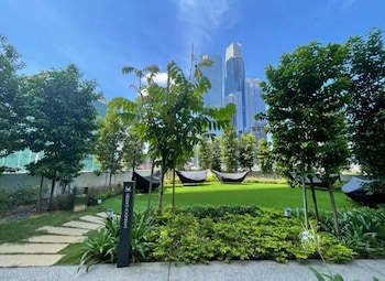 khr service suites agile bukit bintang