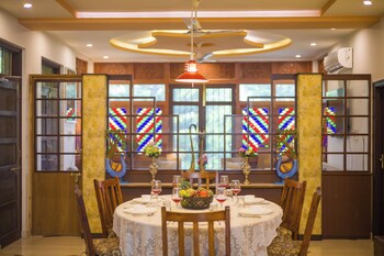 alaya stays abhimanyu mansion pearl