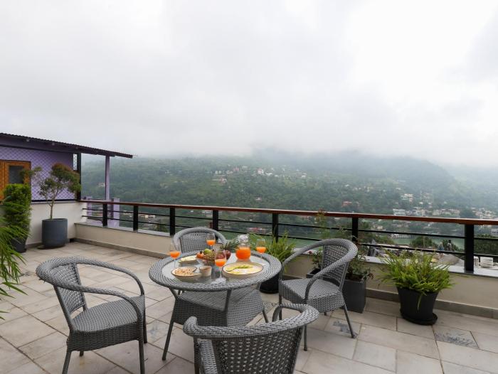 elivaas antarmann casa zenith 6 bhk