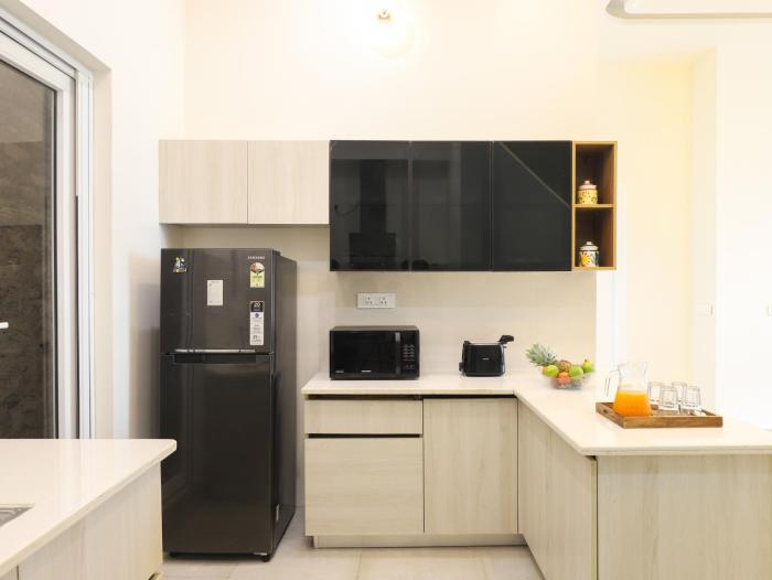 elivaas antarmann casa zenith 6 bhk