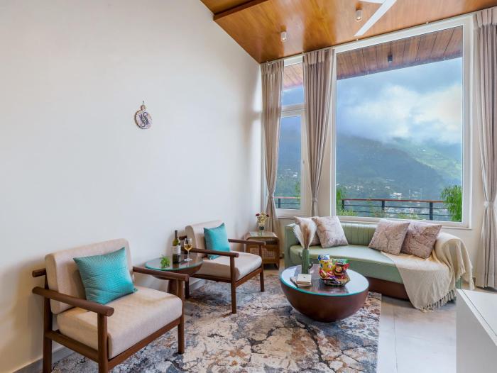 elivaas antarmann casa zenith 6 bhk