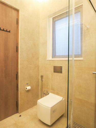 elivaas antarmann casa zenith 6 bhk