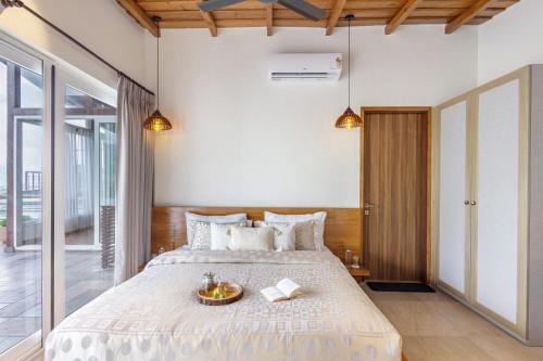 elivaas antarmann casa zenith 6 bhk