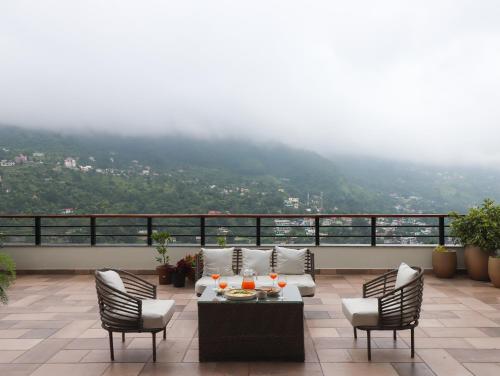 elivaas antarmann casa zenith 6 bhk