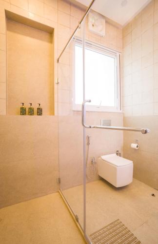 elivaas antarmann casa zenith 6 bhk