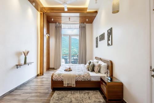 elivaas antarmann casa zenith 6 bhk