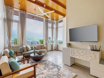 elivaas antarmann casa nova 4 bhk villa