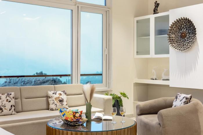elivaas antarmann casa nova 4 bhk villa