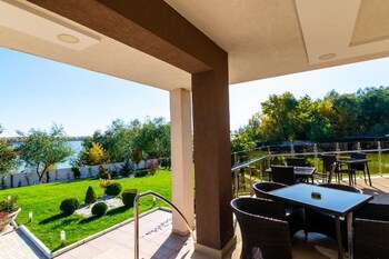 Residence Riverside Galati,,2 star