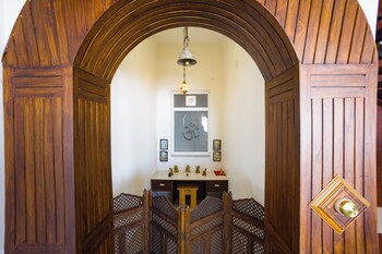elivaas 3bhk plus attic cliffside villa