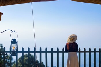 elivaas 3bhk plus attic cliffside villa