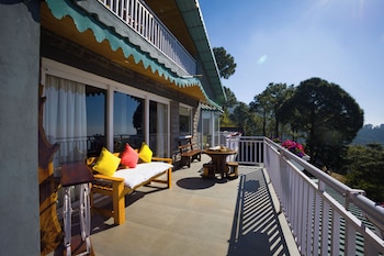 elivaas 3bhk plus attic cliffside villa