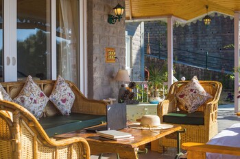 elivaas 3bhk plus attic cliffside villa