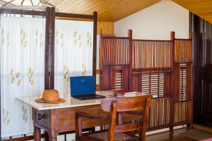 elivaas 3bhk plus attic cliffside villa
