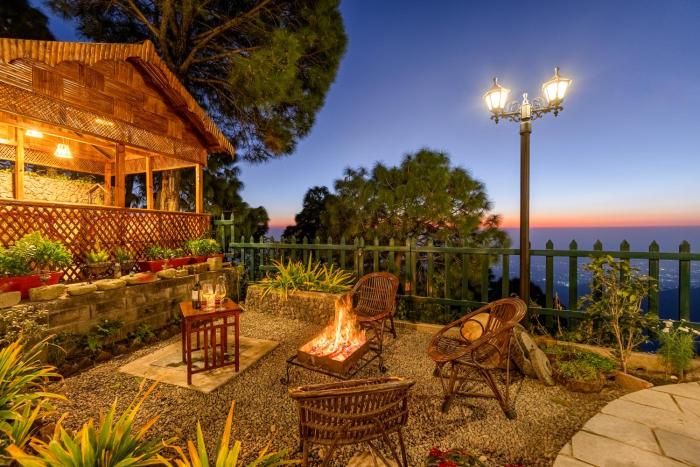 elivaas 3bhk plus attic cliffside villa