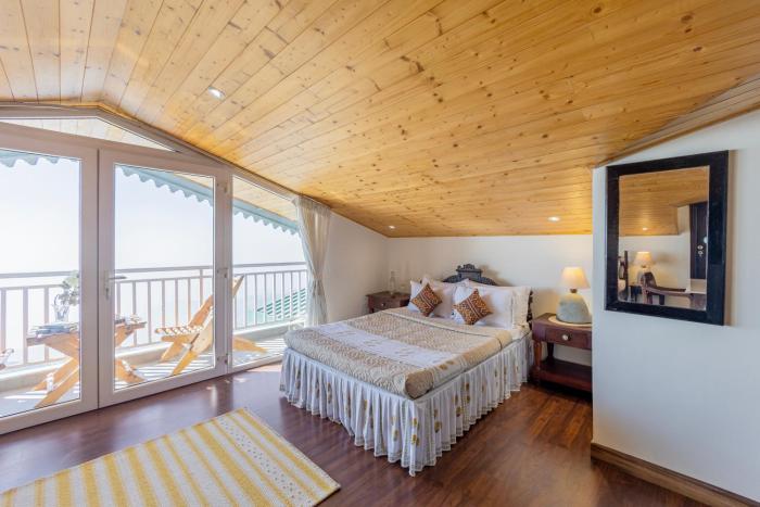 elivaas 3bhk plus attic cliffside villa