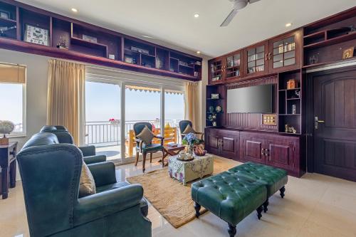 elivaas 3bhk plus attic cliffside villa