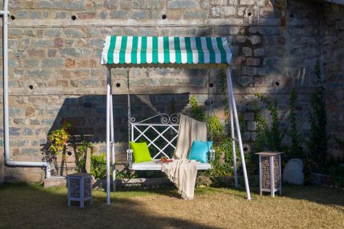 elivaas 3bhk plus attic cliffside villa