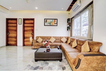 Alaya Stays Nest 4Bhk Villa With Pool,,3 star