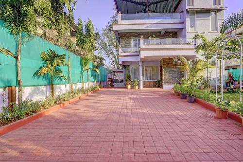 alaya stays nest 4bhk villa with pool