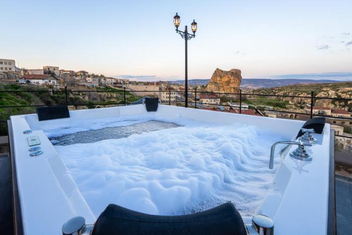 aurelia cave cappadocia