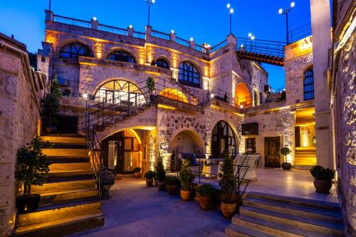 aurelia cave cappadocia