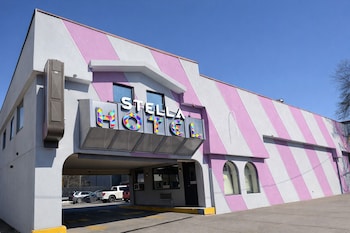 Stella Hotel Bronx,,2 star
