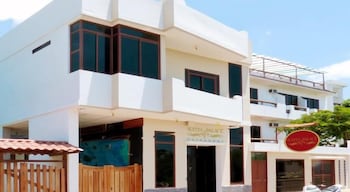 Hotel Palace Galapagos,Tonk Road,3 star