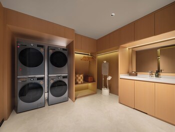 h crystal hotel xian west 2nd branch