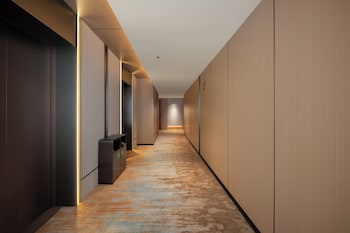 h crystal hotel xian west 2nd branch