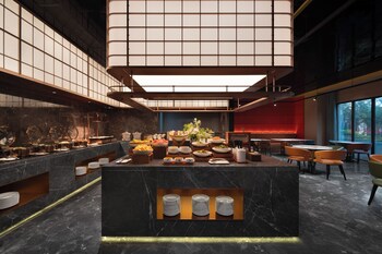 h crystal hotel xian west 2nd branch