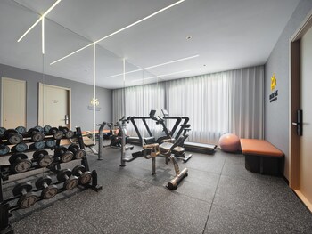 h crystal hotel xian west 2nd branch