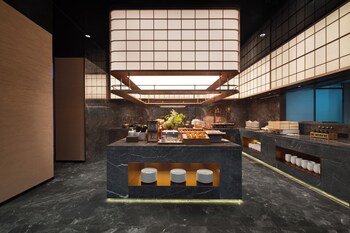 h crystal hotel xian west 2nd branch