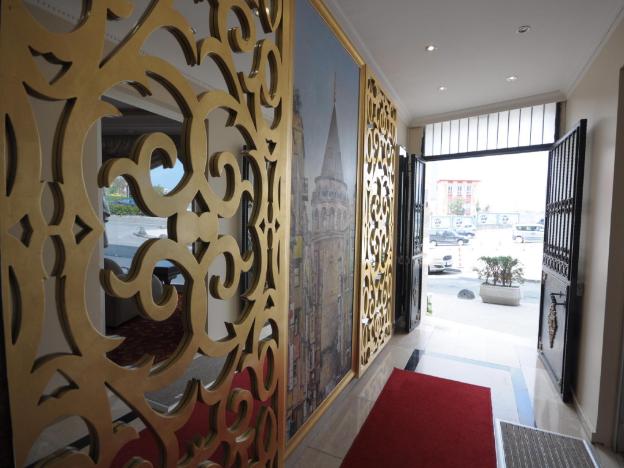 pera life premium hotel