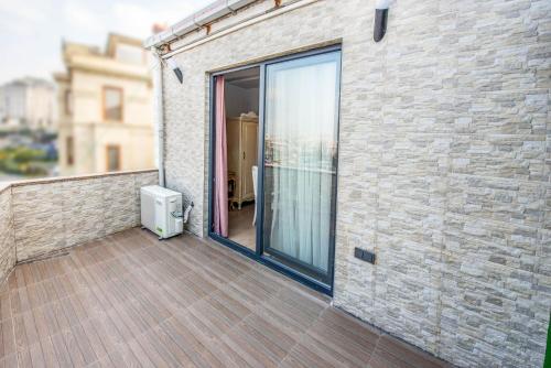 pera life premium hotel