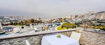 pera life premium hotel