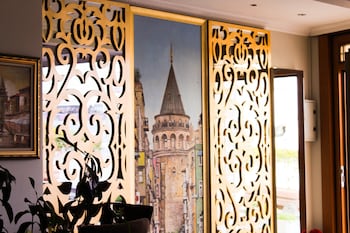 pera life premium hotel