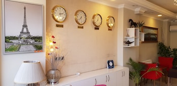 pera life premium hotel