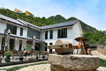 xingxiu wuling mountain villa