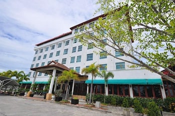 Lertthanee Hotel,,3 star