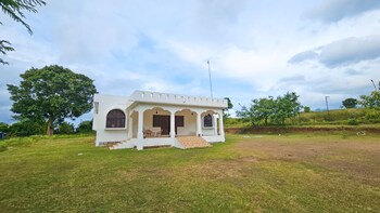 Nature Full Resort Masanagudi,,2 star