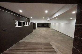 aura suites
