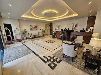 Hotel Divine Vista,,2 star