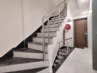 hotel kalra