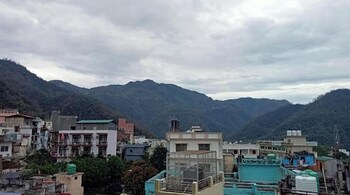 hotel parth inn