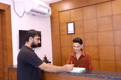 hotel parth inn