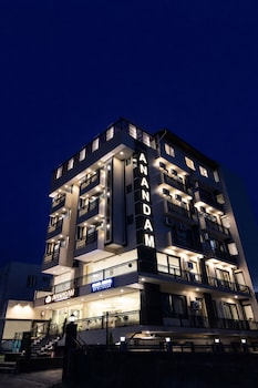 anandam in the himalyas by alaya stays