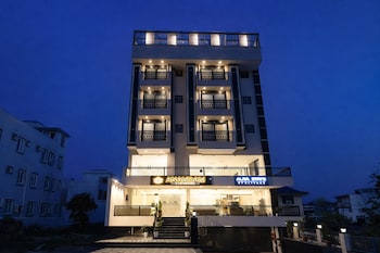 anandam in the himalyas by alaya stays