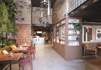 Hotel Schani Naschmarkt,,4 star