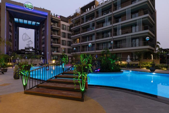 diamond in city by wow property